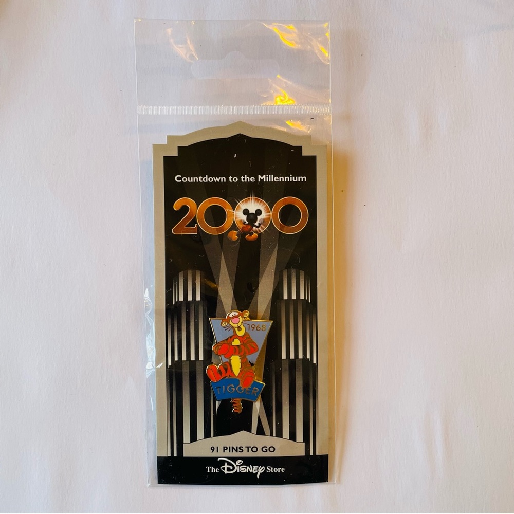 Disney Countdown to the Millennium 1968 Tigger Pin